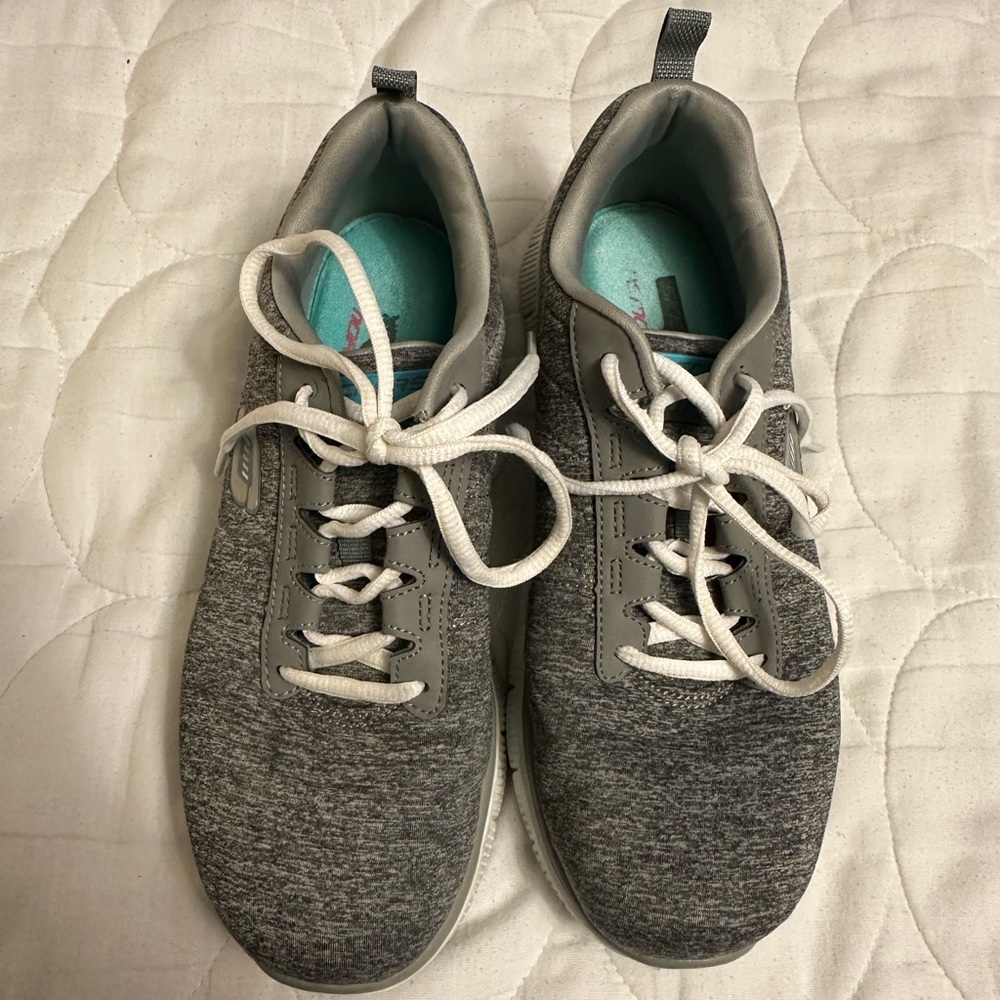 Skechers